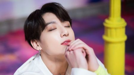 jungkook-bts-boy-with-luv-uhdpaper.com-4K-56