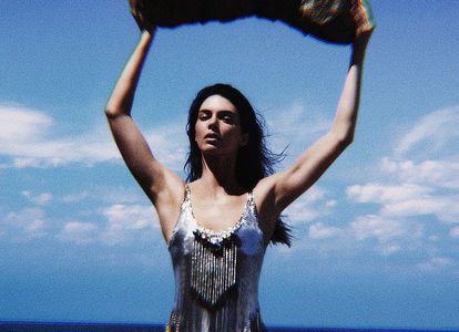 ༆13May،24=͟͟͞♡　　·◊· E̮x̮t̮r̮a̮: ᖽᐸendall ‹Vogue US, June-July, 2024.