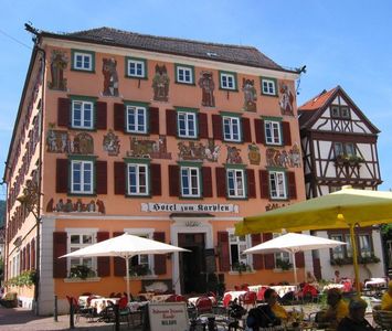 Eberbach_Hotel_zum_Karpfen; pentru iubitorii de arhitectură...
