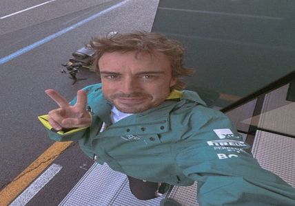 ◊ beourpower got Fernando Alonso ◊