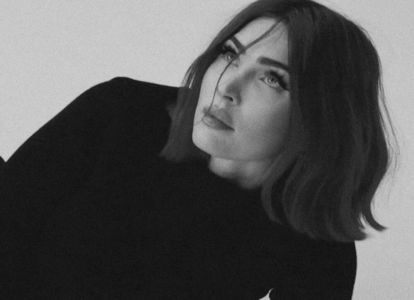 ˓Zahra Reilly,　　　　—wife, OUT.