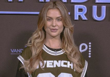 ♥ midnightmoon got Lala Kent ♥
