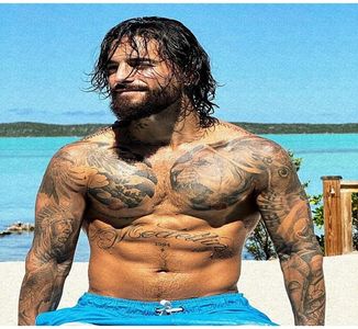 　July27, 2024　╱　The man with the gold voice and the hot songs ever, Maluma. ♥︎