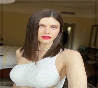 　　⑉ Shibari said　ཻུ۪۪ Alex Daddario. ✔️