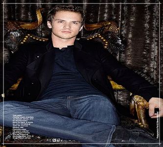 　　⑉ Haxan said　ཻུ۪۪ Freddie Stroma. ✔️