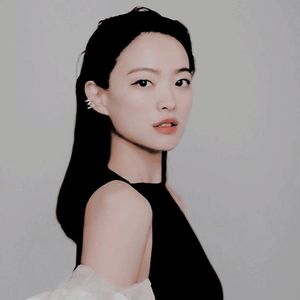 　　 ౿ Tintype got Chun Woo-Hee.