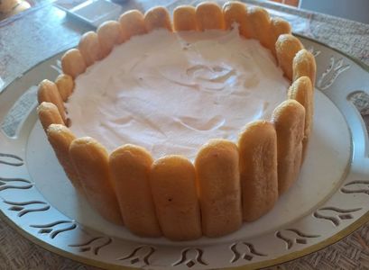 Tort fara coacere cu mere si caramel