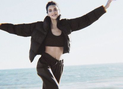 ༆12Aug،24=͟͟͞♡　　·◊· E̮x̮t̮r̮a̮: ᖽᐸendall ‹AloYoga, Outerwear Campaign, 2021.