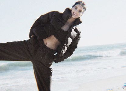 ༆13Aug،24=͟͟͞♡　　·◊· E̮x̮t̮r̮a̮: ᖽᐸendall ‹AloYoga, Outerwear Campaign, 2021.
