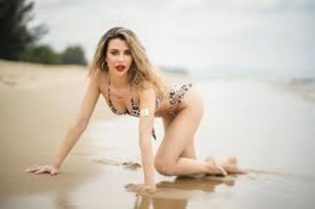 Madalina.