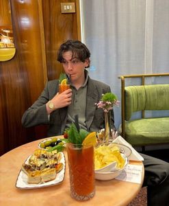 So me new client, Bernard, took me out for a bite while he′s sittin′ there ′avin′ a Zoom meetin′.