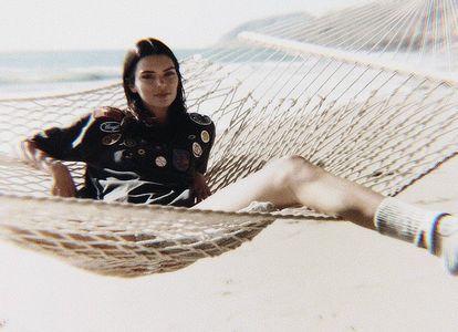 ༆21Aug،24=͟͟͞♡　　·◊· E̮x̮t̮r̮a̮: ᖽᐸendall ‹Vogue Germany, December 2021.
