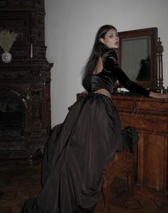 No shape is in those shadows Grim֊—No voice in that wild riot.