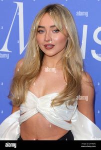 inglewood-usa-01st-mar-2023-sabrina-carpenter-arrives-at-the-2023-billboard-women-in-music-awards-he