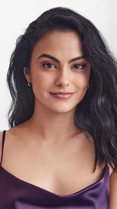 Camila Mendes