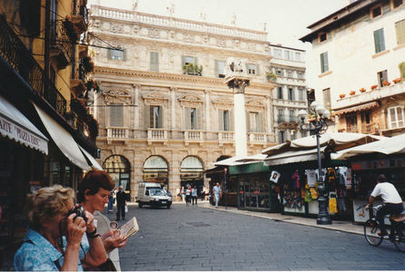 Piazza delle Erbe - Colonna di San Marco