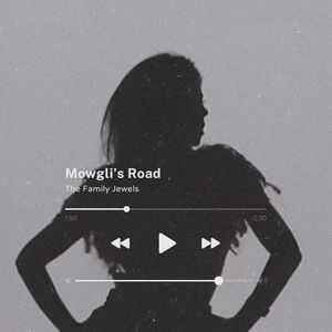 ❝We are the spoons, metal-ly mean／We scooped our way into your dreams／To knock the knives; out bloody cold／And lead you down the unforsaken road／Thereˊs a fork in the road／Iˊll do as as I am told／And I donˊt know／Who...I want to be❞ for ºั♡. Emptiness.
