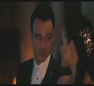 — ❝Și a mea, desigur.❞ Surâd către Kate, după care nu mă pot abține să nu-i arunc Soniei; o privire acidă, în așa fel încât, pentru prima dată-n viață prioritizez altceva în loc de a mă uita imediat către blondina ce pătrunsese în încăpere. Totuși, fac și asta, zâmbind larg.
