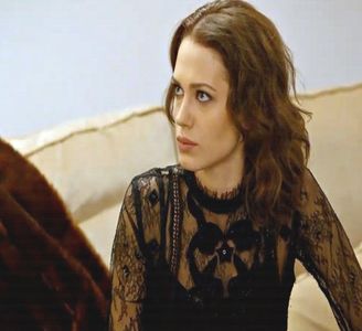 — dacă mă păcălise sau chiar primeam ceva. ❝Oh, auzi Jack, ești pe lista de așteptare ca; pentru un transplat de creier, la ambele mai ai de așteptat.❞ Îl ironizez astfel pe acesta, căci Kate tocmai îmi oferise posibilitatea.
