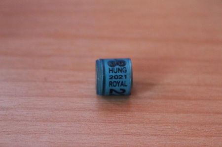 HUNG 2O21 ROYAL