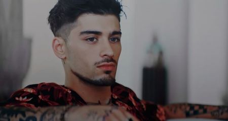 © Starring: Ẓạḍẹ Ṃẹạḍọẉṣ　⸻⸻ Actor: Zayn Malik ∙ Under the directing; of Seductress ∙ Writing Credits: Frimousse Production House.
