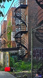 MONTREAL - BACK STREET ART