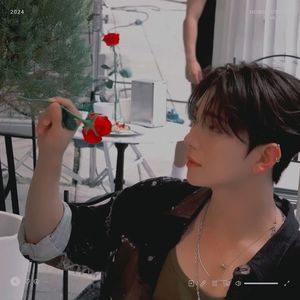づ 21ˢᵗ❜　 ˓ℋong♥ℐoshua➲ᵒʰ໓ạṛḷịṇg̣.