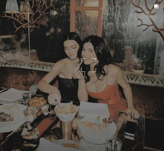 ☭ ·੨੫.౹੦· ℐẹṇṇẹṛ ‹At The Mayfair restaurant in Las Vegas , NV. [May 10, 2024]