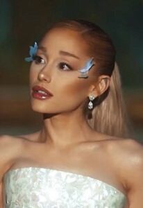 Ariana_Grande_at_the_Met_Gala_2024_(1)