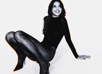 ༆13Nov،24=͟͟͞♡　　·◊· E̮x̮t̮r̮a̮: ᖽᐸendall ‹Calzedonia, 2024.