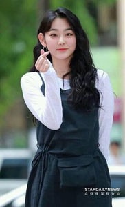 Kang Mi-na