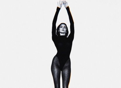 ༆16Nov،24=͟͟͞♡　　·◊· E̮x̮t̮r̮a̮: ᖽᐸendall ‹Calzedonia, 2024.