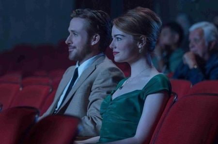 　La La Land, dir. by Damien Chazelle, 4★. 　　 A love story between an ambitious actress,; Mia, and a jazz musician, Sebastian, as they pursue their career aspirations in Los Angeles.
