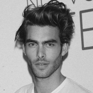 • Ely93’s choice, Jon Kortajarena, didn’t get the role of Prince Charming.