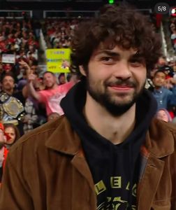 Noah luni la RAW, ador ❤️❤️