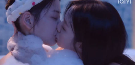 LETS GO LESBIANS!!!