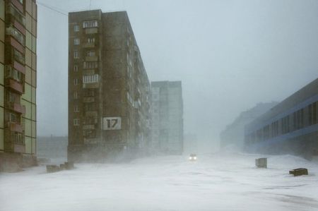 Wε αяε αll иεѕтεd ιи cнασѕ. Alѕσ, иεѕтεd ιи ѕиσω. Bσσтѕ αяε ωεт.