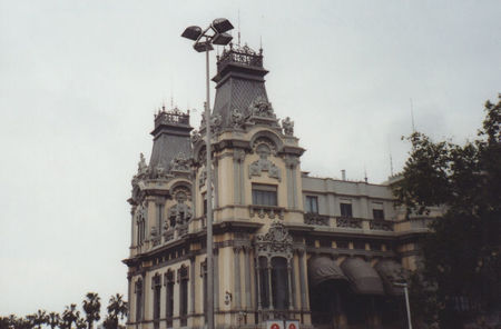 Clădirea istorică a portului; Construită în 1907
