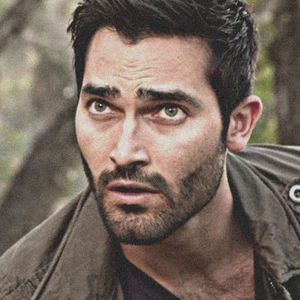 • Day 26 x 29.03.2025 w/ Derek Hale.; Favourite male character from Teen Wolf.
