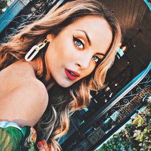 • Day 05 x 06.04.2025 w/ Elizabeth Gillies.