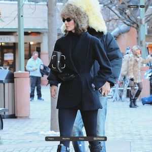 ،08.04 Ꜥℐẹṇṇẹṛ on ¹⁵ʝan in Aspen, CO; ⠀⠀out and about.