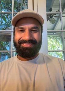 Rajesh cand si a dat seama ca s-a indragostit de Saraya