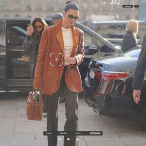 ،22.04 Ꜥℐẹṇṇẹṛ on ²⁷ʝan in Paris, FR; arriving at the Ritz Hotel.