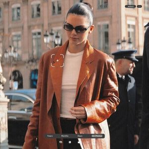 ،24.04 Ꜥℐẹṇṇẹṛ on ²⁷ʝan in Paris, FR; arriving at the Ritz Hotel.