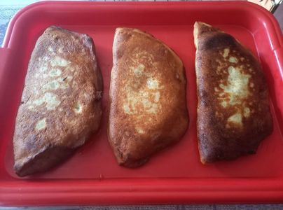 Placinte cu mere, la tigaie