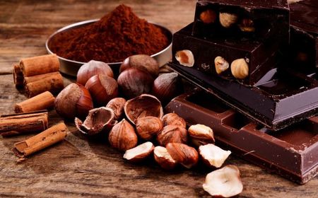 1306362-2560x1600-desktop-hd-hazelnuts-background-image