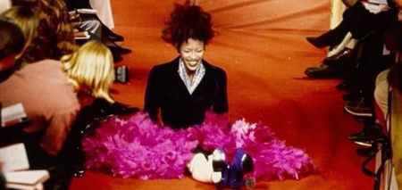 ᴉɯoɐN C̣ạṃp̣ḅẹḷḷ fell ♡ᵃᵗṾẈ ʅʅɐꓞ⁄Winter ʼ93 show in Paris.