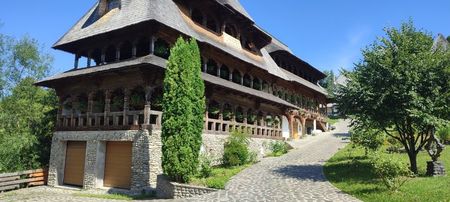 Manastirea Barsana