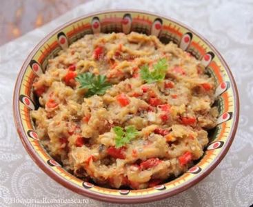 Salata de vinete cu ardei copt si ciuperci
