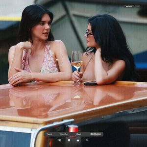 ،07.08 Ꜥℐẹṇṇẹṛ on ²⁶ʝun in Venice, IT; heading to a wedding dinner party.